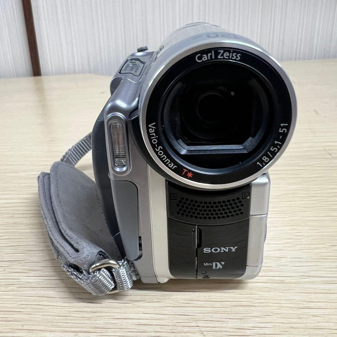 SONY DCR-HC90 HANDYCAM ビデオカメラ 2005年製 D51
