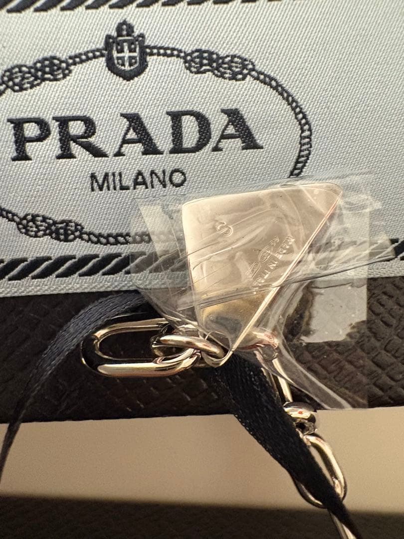 PRADA チェーンブレスレット［アーモンド］