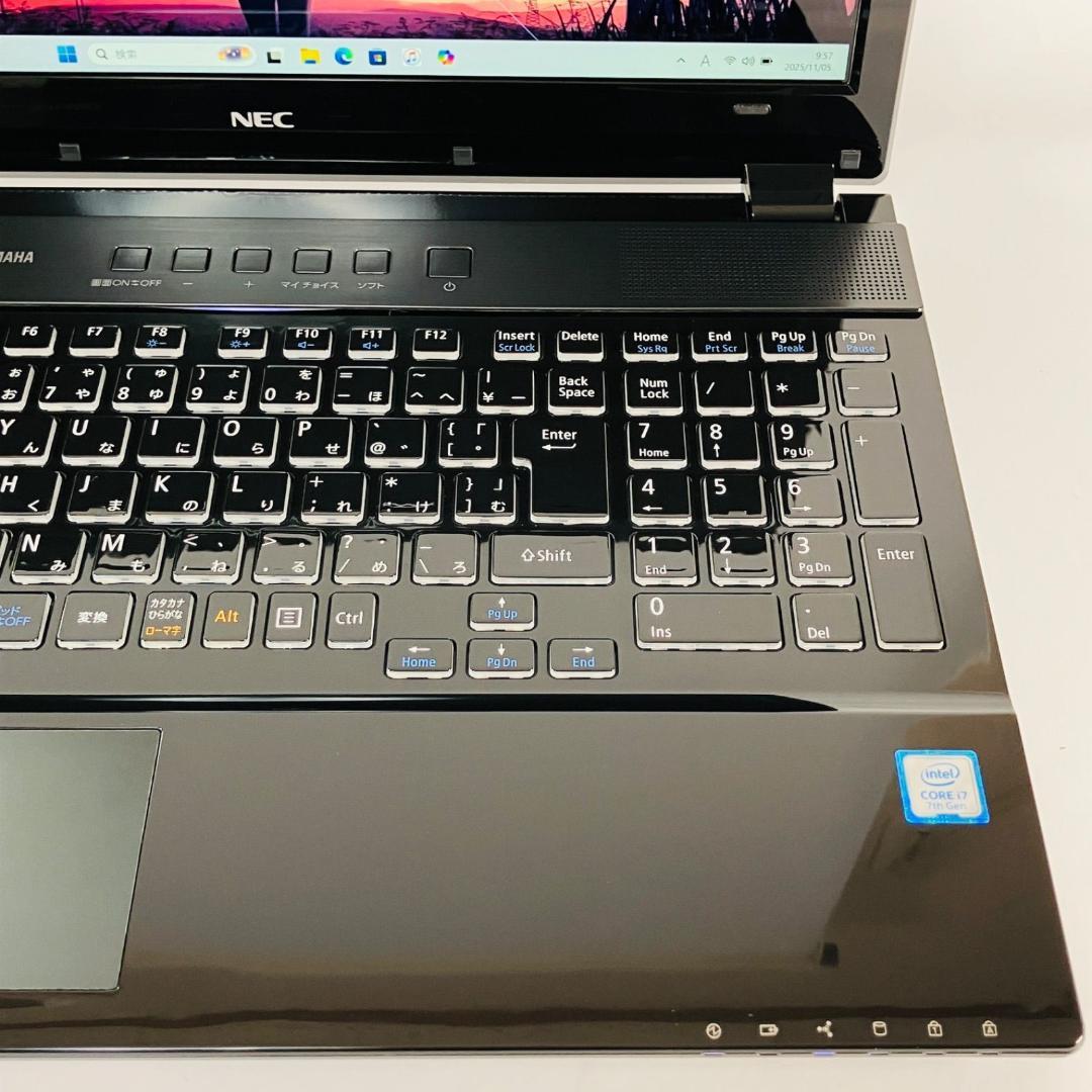 美品 Core i7 SSD1TB 32GB Windows11 ノートパソコン