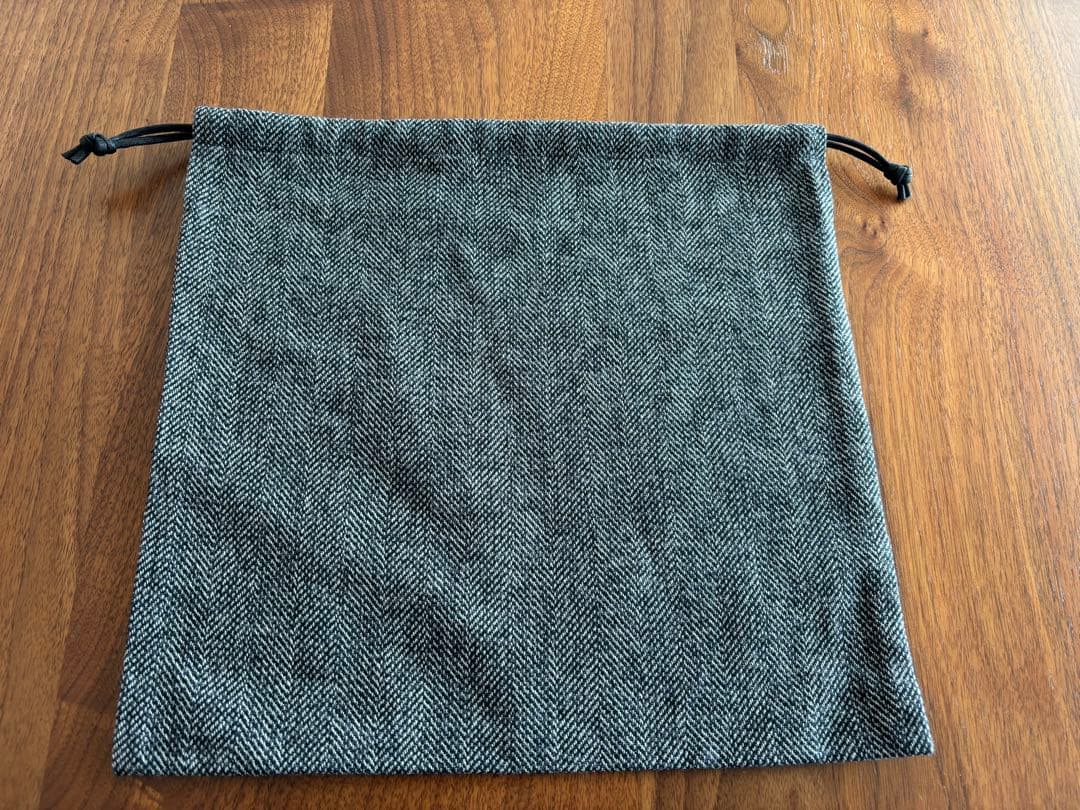 新品未使用　山葡萄かごバッグ　巾着袋付き