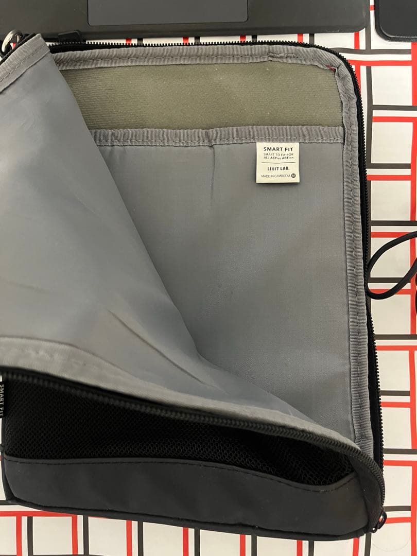 ほぼ未使用・高速・高性能 Surface Go 4GB・64GB SSD