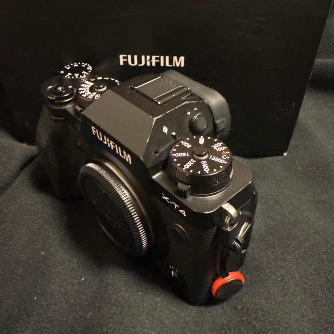XT4 FUJIFILM おまけ付き　最安値　クリーニング済み