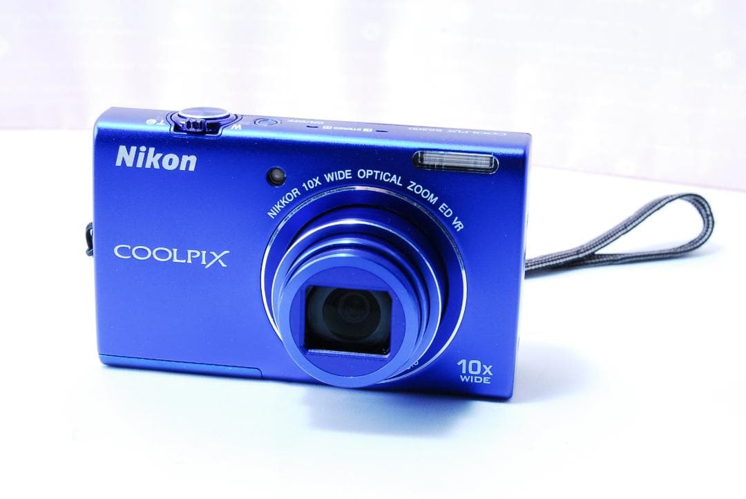 〓訳あり品〓Nikon ニコン COOLPIX S6200 コンパクトカメラ