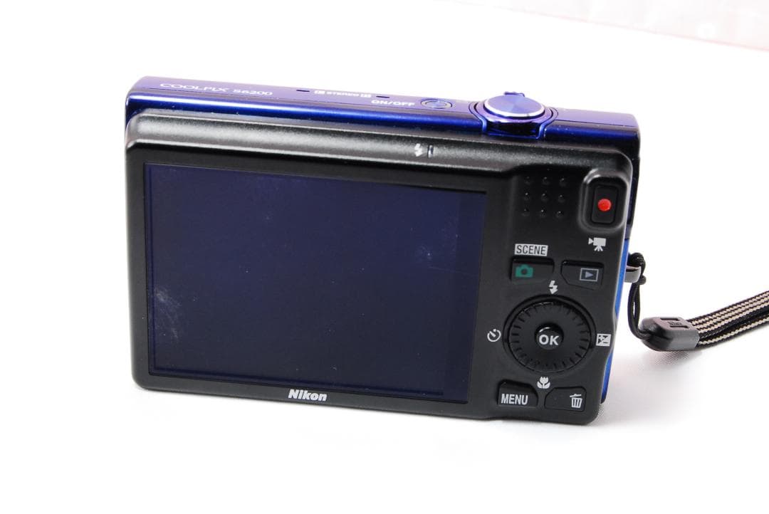 〓訳あり品〓Nikon ニコン COOLPIX S6200 コンパクトカメラ