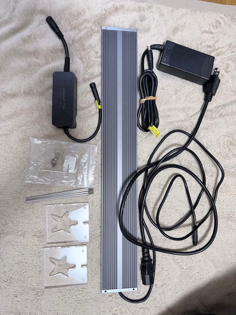 LED水槽ライト 50-60cm シルバー・ブラック