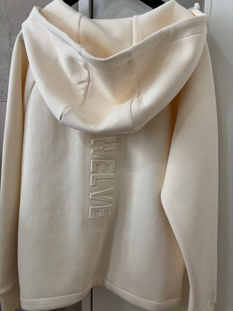 レディースウェア V12