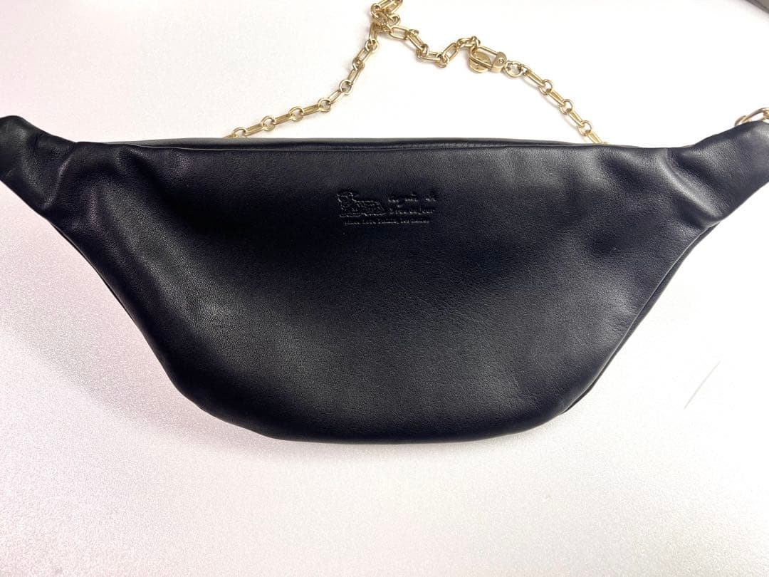 (12/6まで)アニエスベー ボディバッグ ウエストバッグ レザー