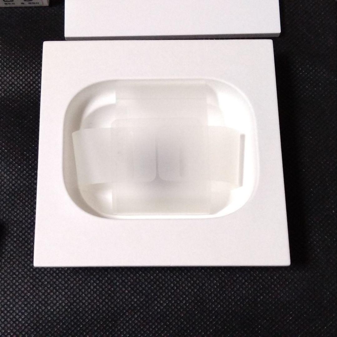 AirPods Pro第2世代 正規品　右耳のみ　充電ケース付　箱付　動作確認済