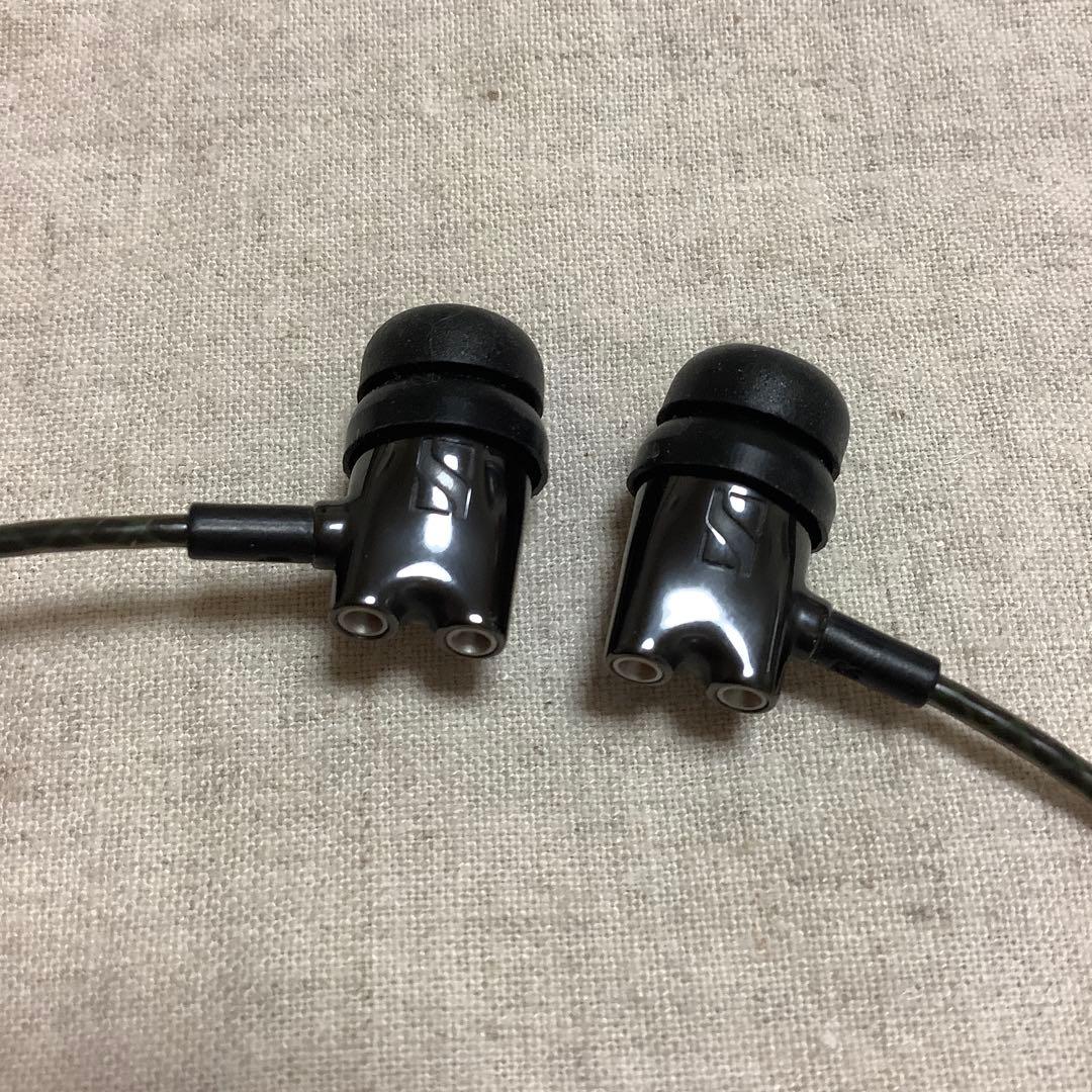セット内容一部変更→値下げしています。SENNHEISER イヤホン　IE800