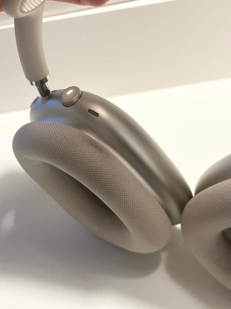 AirPods max スターライト