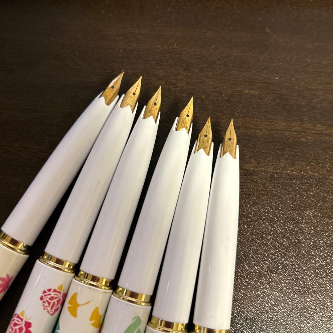 プラチナ万年筆　廃番　白軸　花柄　ショート　万年筆　昭和レトロ　18K 14K