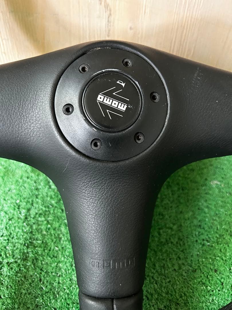 momoハンドル　当時物？純正？