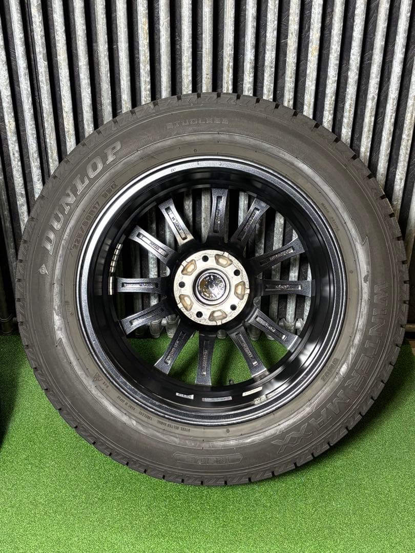 超美品バリ溝‼️225/60R17ＤＬスタットレスタイヤホイール4本セット