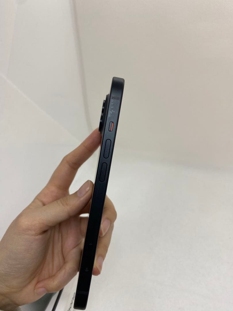 iPhone 15 256GB SIMフリー 63693