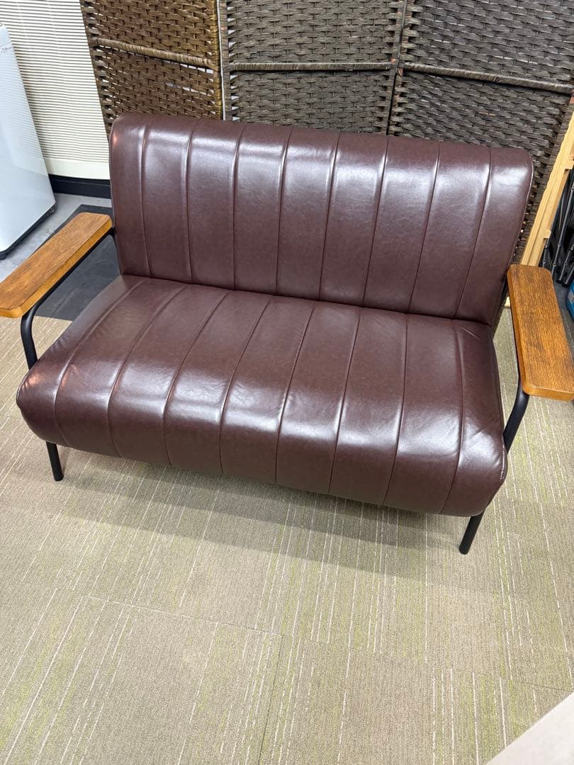 【超美品】ニトリ　2人用合皮ソファ　(Nシールド ステイン2KD DBR)