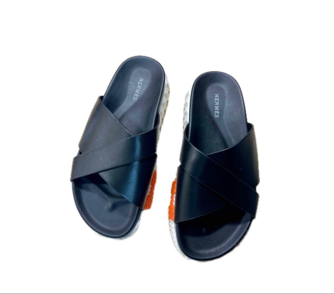 未使用。HERMES サンダル ブラック　インフラ