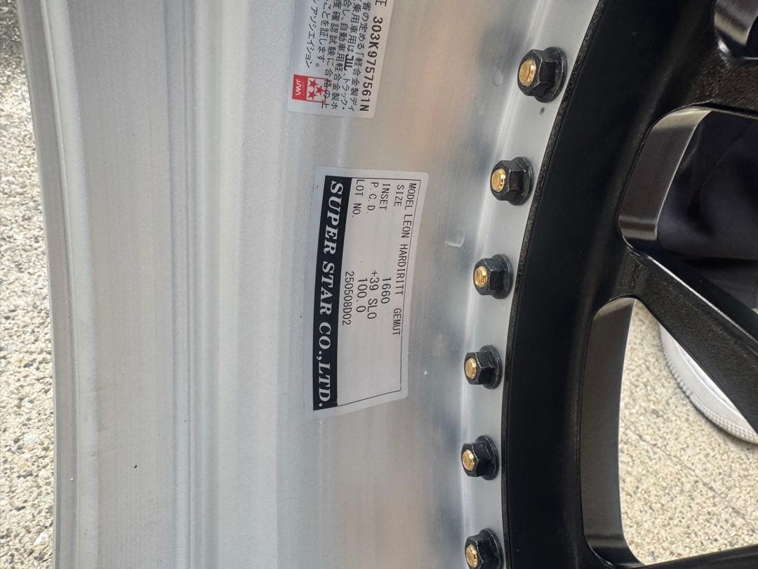 スーパースター　レオンハルト　ゲミュート　マッドブラック　軽　16インチ