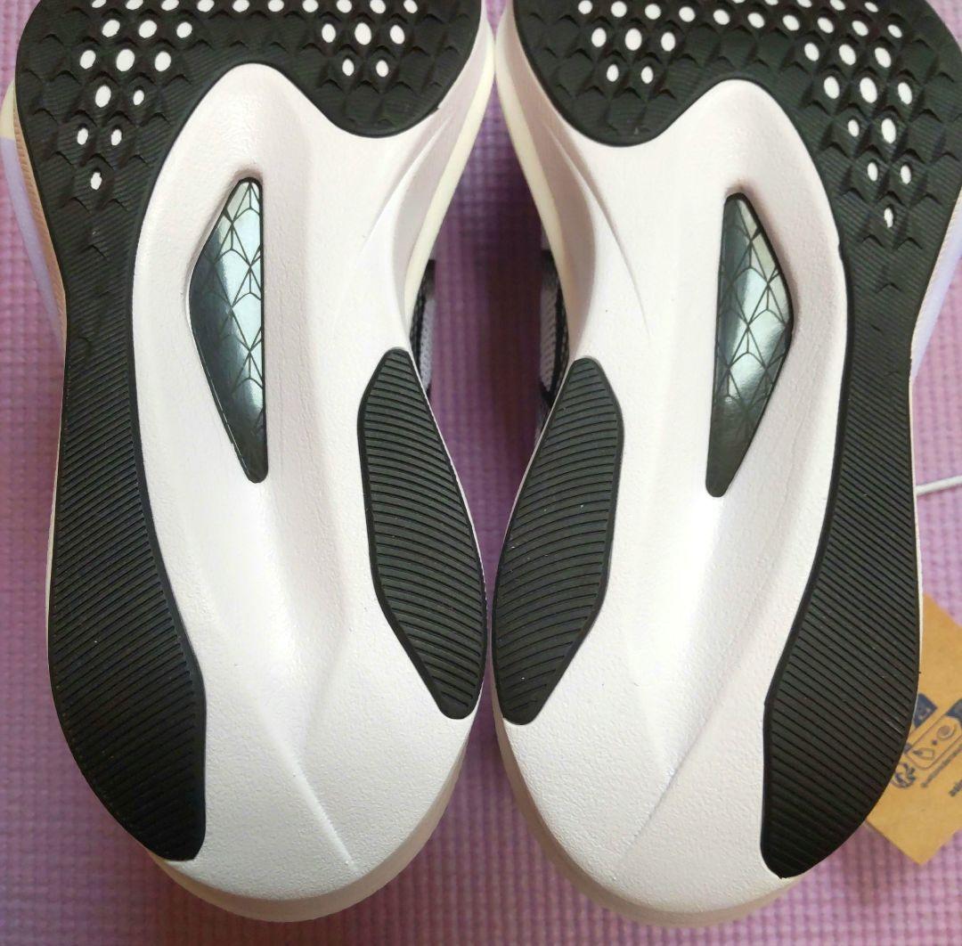 アシックス マジックスピード５ 25.5cm