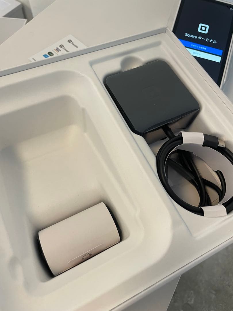 Square Terminal ホワイト