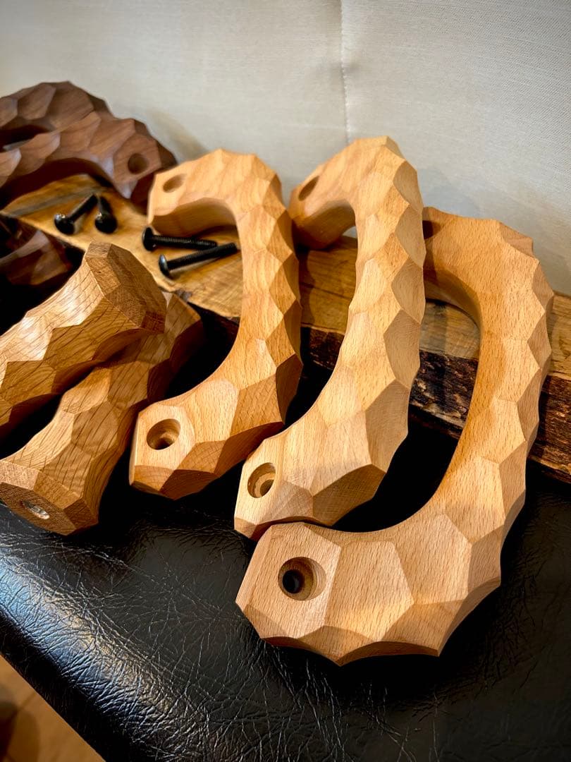 アシストグリップ　64本目！！名栗加工　超絶極上激渋品　ハイエース専用