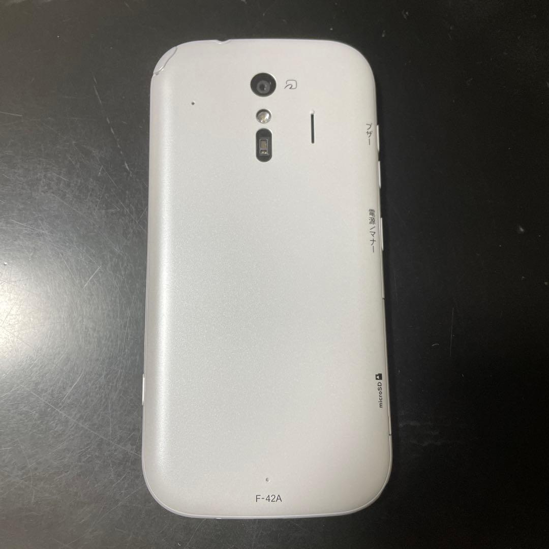 らくらくスマートフォン F-42A 本体