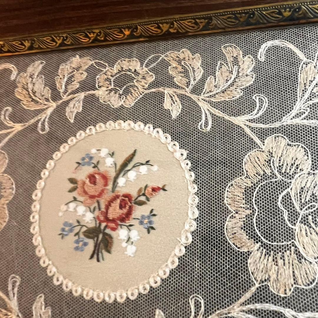 アンティーク　ドレッシングトレイ　刺繍トレイ　アクセサリートレイ　レース
