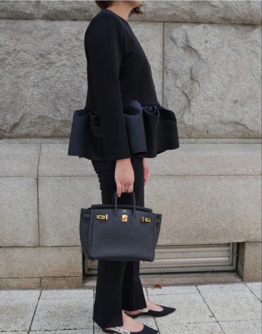 【取引中】Heve リップルペプラム ブラウス