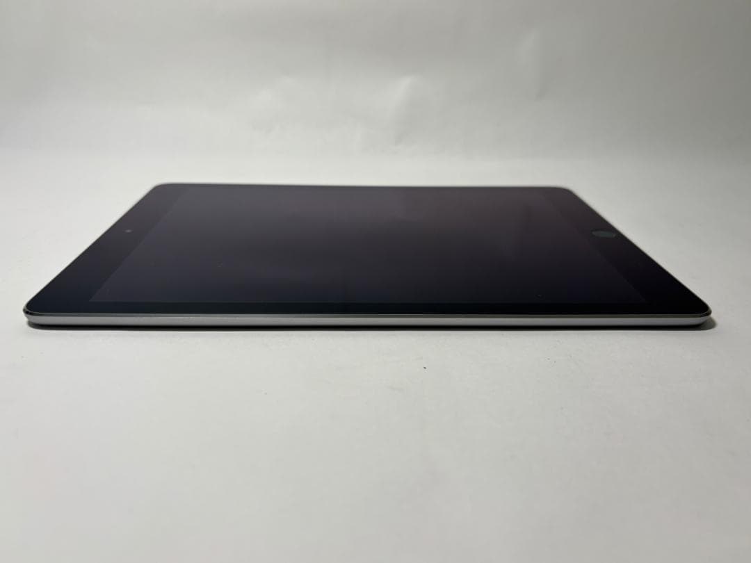 iPad Air2 64GB A1566 MGKL2J/A キーボード付