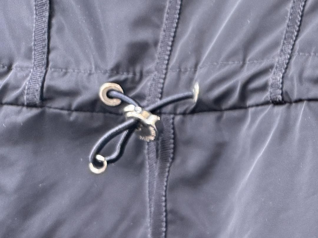 モンクレールArgeline Giubbotto フード付きナイロンコート美品！