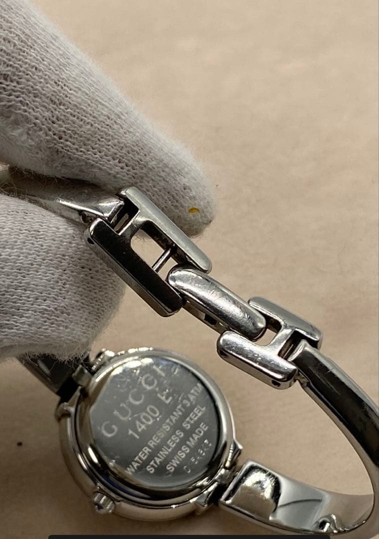 GUCCI グッチ 腕時計 1400L バングルウォッチ シルバー クォーツ