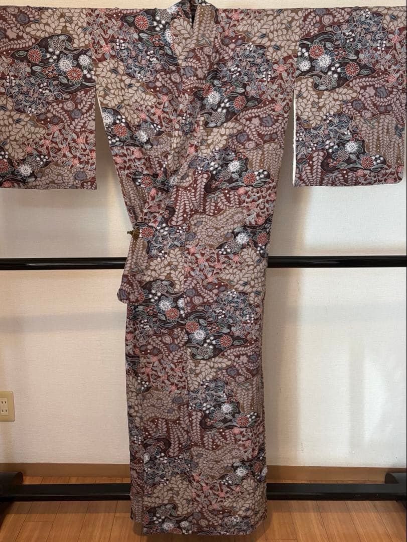 辻ヶ花模様　趣のある小紋　着物　小紋　辻ヶ花　小紋　正絹