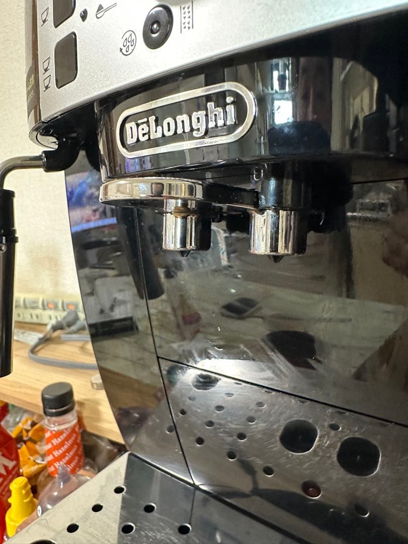 DeLonghi エスプレッソマシン マグニフィカS