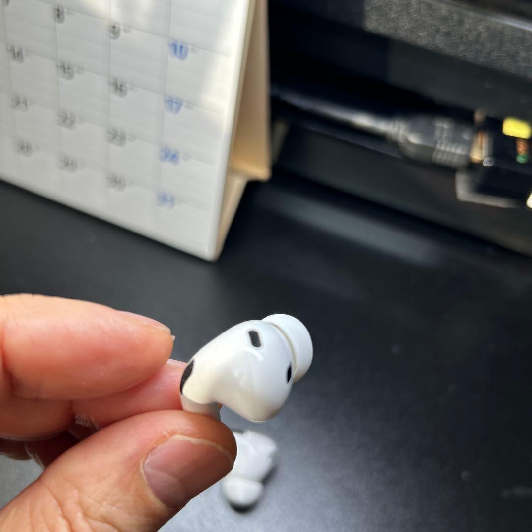 超美品AirPods Pro (第2世代) 本体　MTJV3J/A