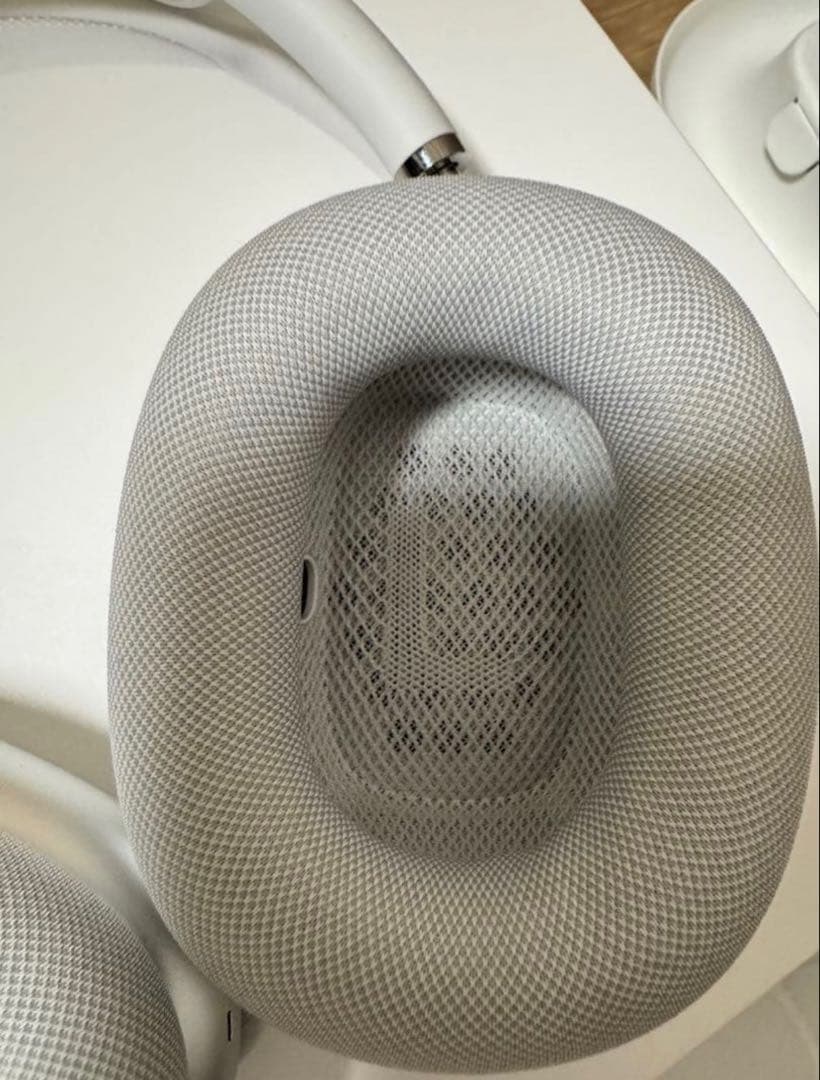 Apple AirPods Max シルバー　正規品　ほぼ新品　値段交渉⭕️