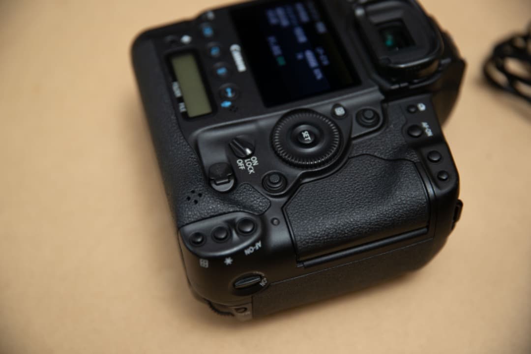 ★完動美品★ Canon EOS-1Dx シャッター数67000以下