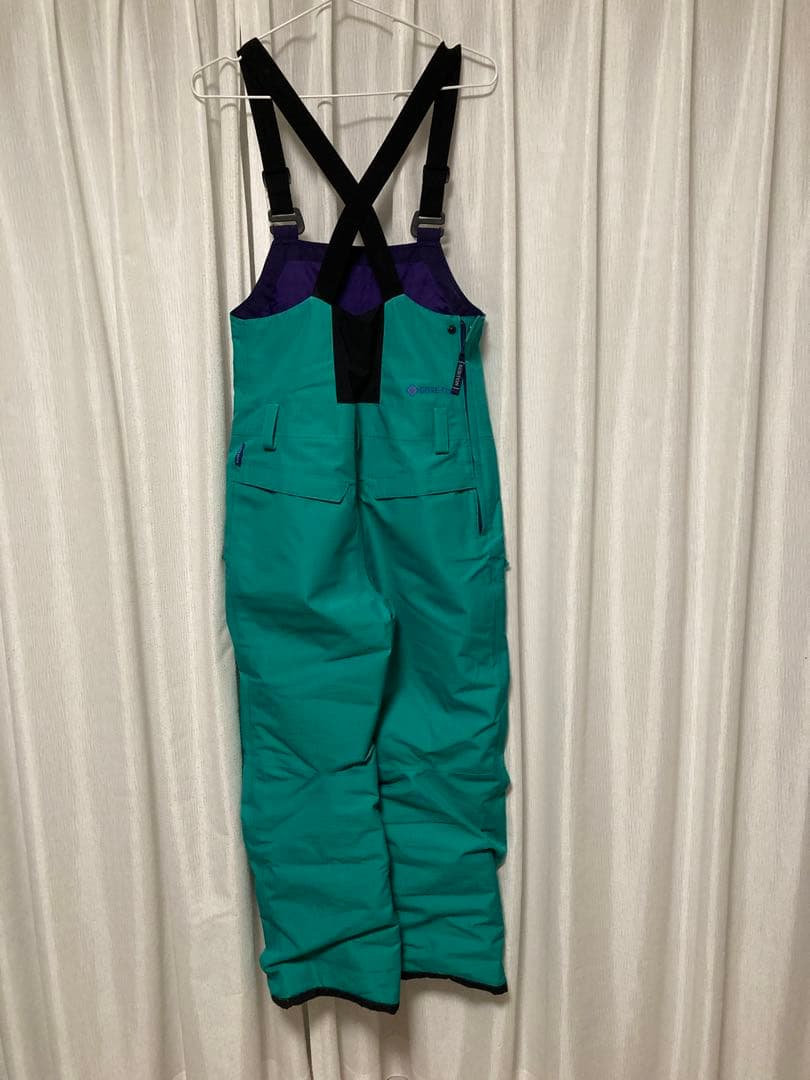【美品】BURTON GORE-TEX 子供用スノーボードウェア　上下セット