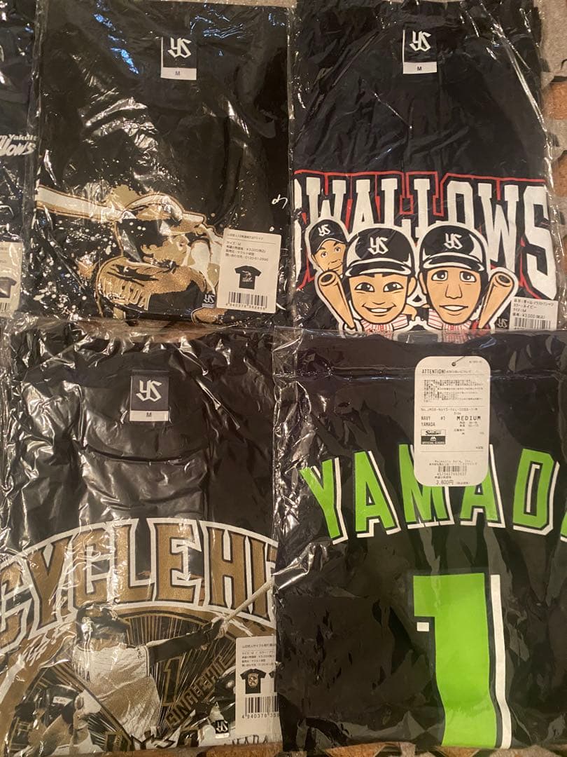 ヤクルトスワローズ　山田哲人選手Tシャツ8枚セット