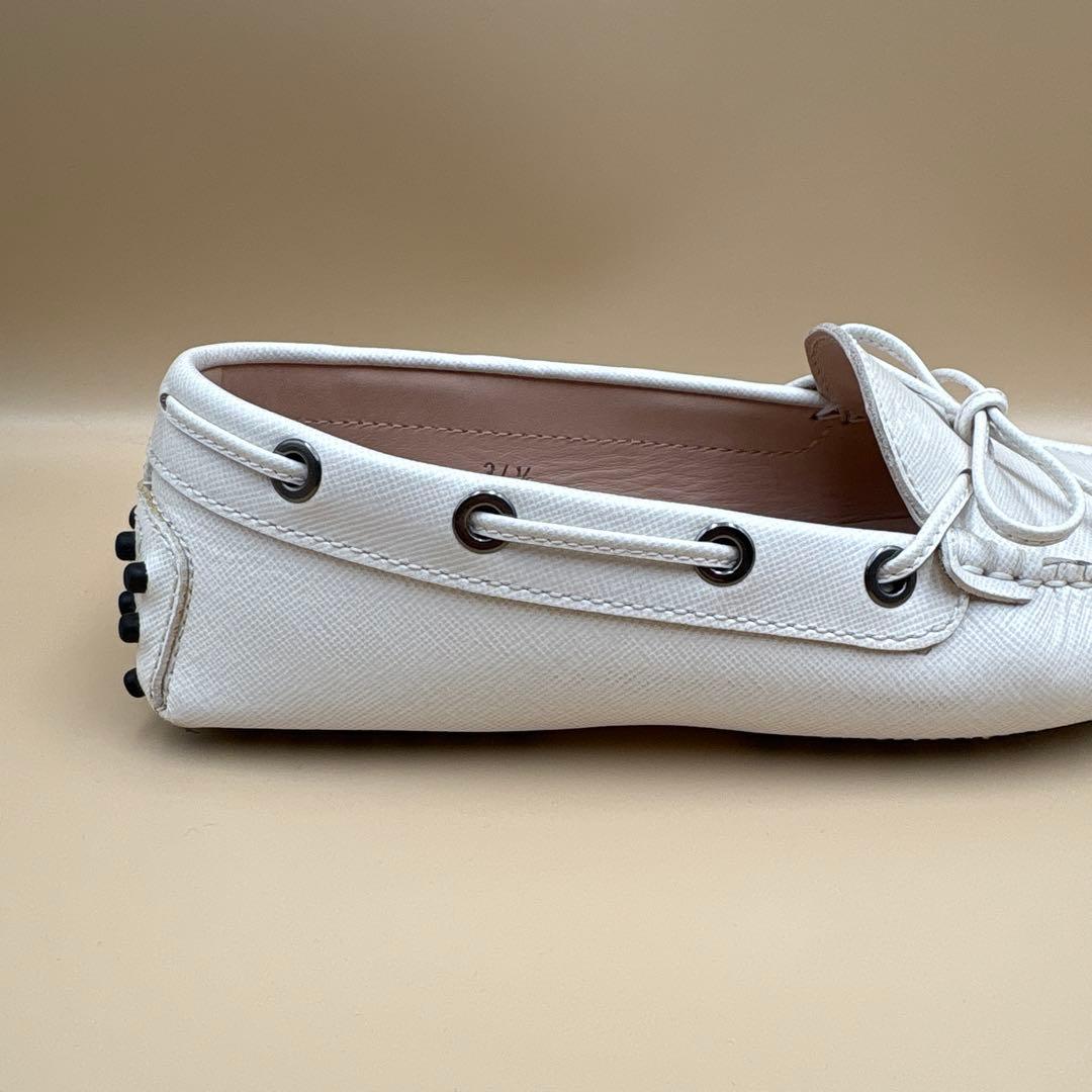 【未使用級　美品】Tod's トッズ　革靴　ドライビングシューズ21.5cm