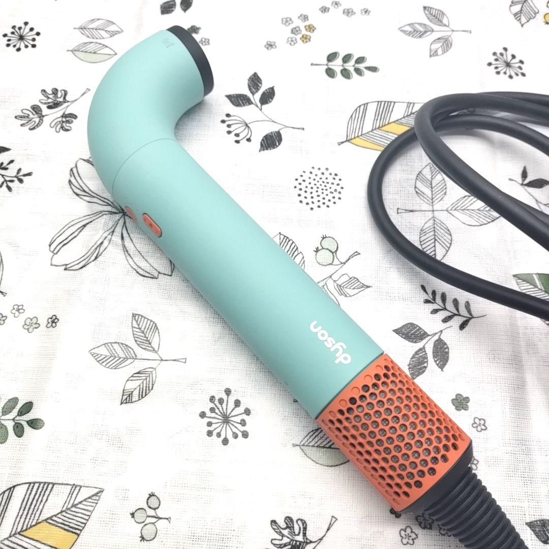 新品同様⭐️最新モデル ダイソン ドライヤー HD17 Dyson