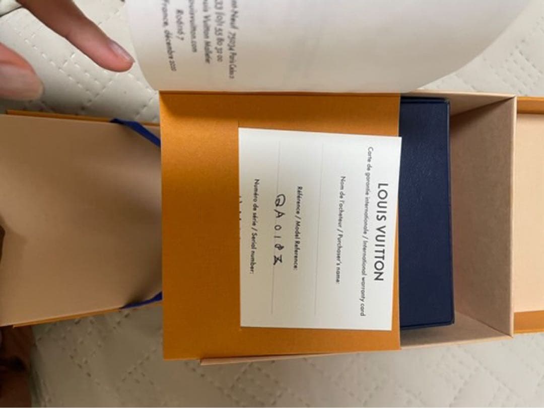 も*え様 Louis Vuitton ブラック 時計