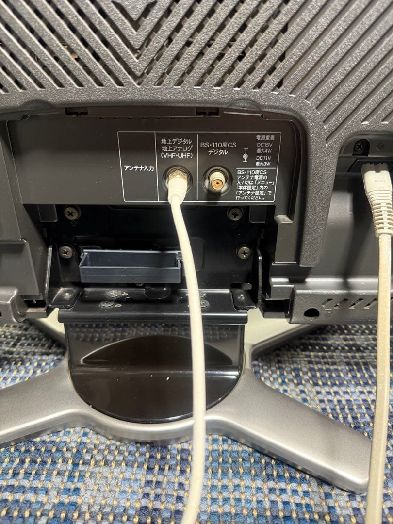 【洗浄消毒作業済】シャープ　ハイビジョン　液晶テレビ　ブルーレイLC-26DX1