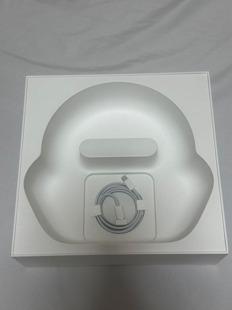 AirPods max シルバー