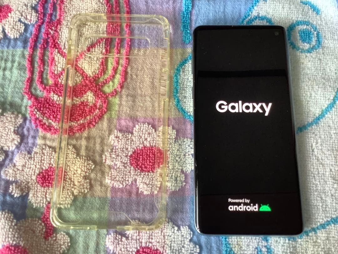 美品 バッテリー交換後1年使用 Galaxy S10 SCV41 SIM解除