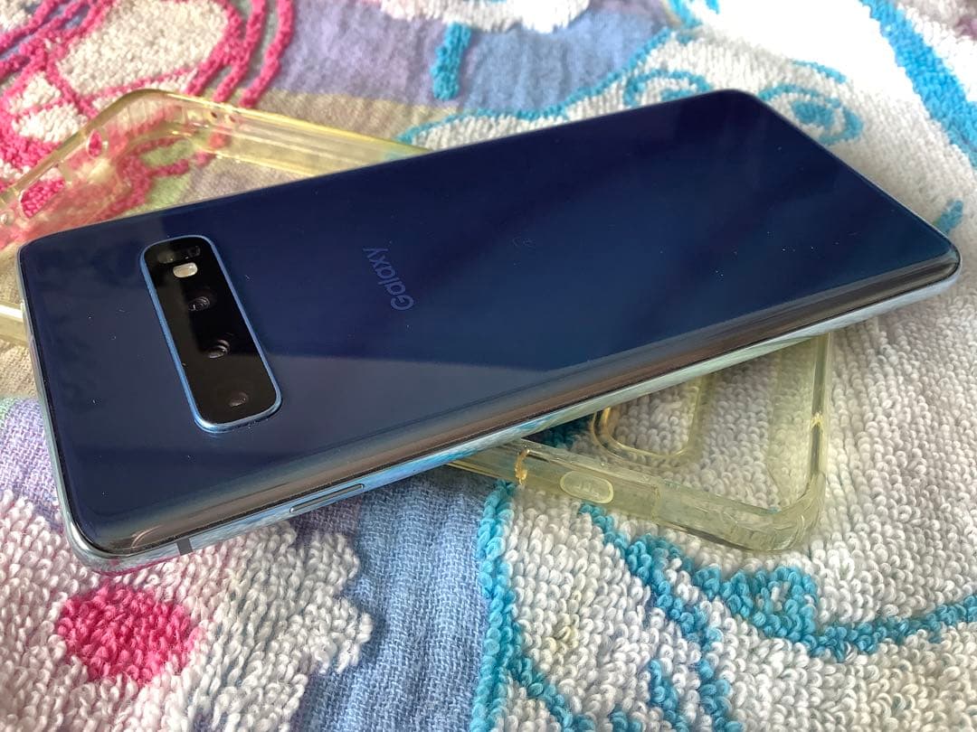 美品 バッテリー交換後1年使用 Galaxy S10 SCV41 SIM解除