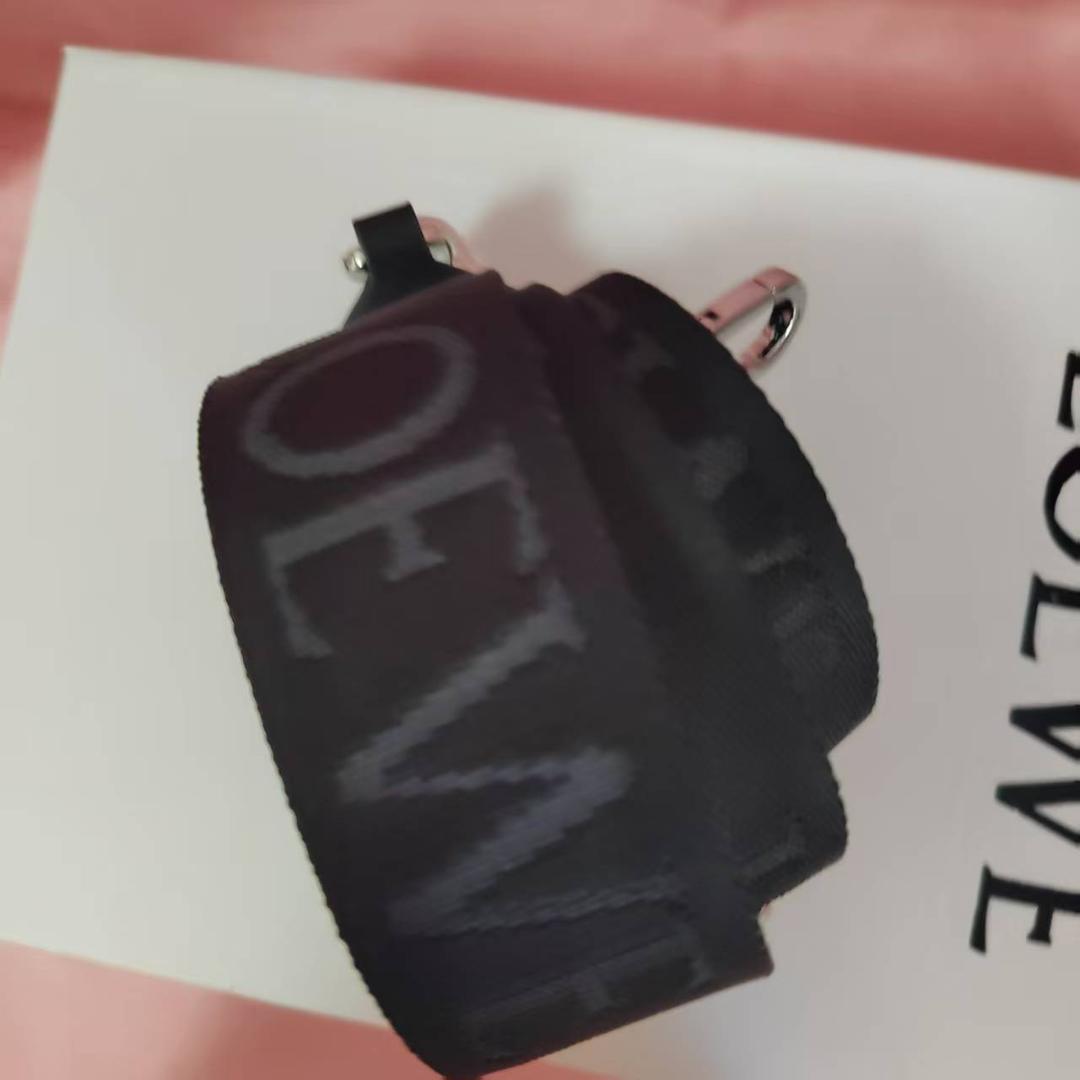 LOEWE ブラックレザー ミニハンドバッグ