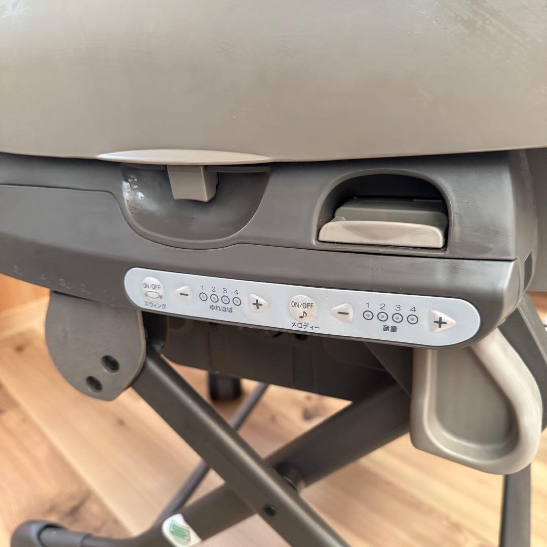 コンビ ネムリラ AUTO SWING BEDi EG 電動ハイローチェア