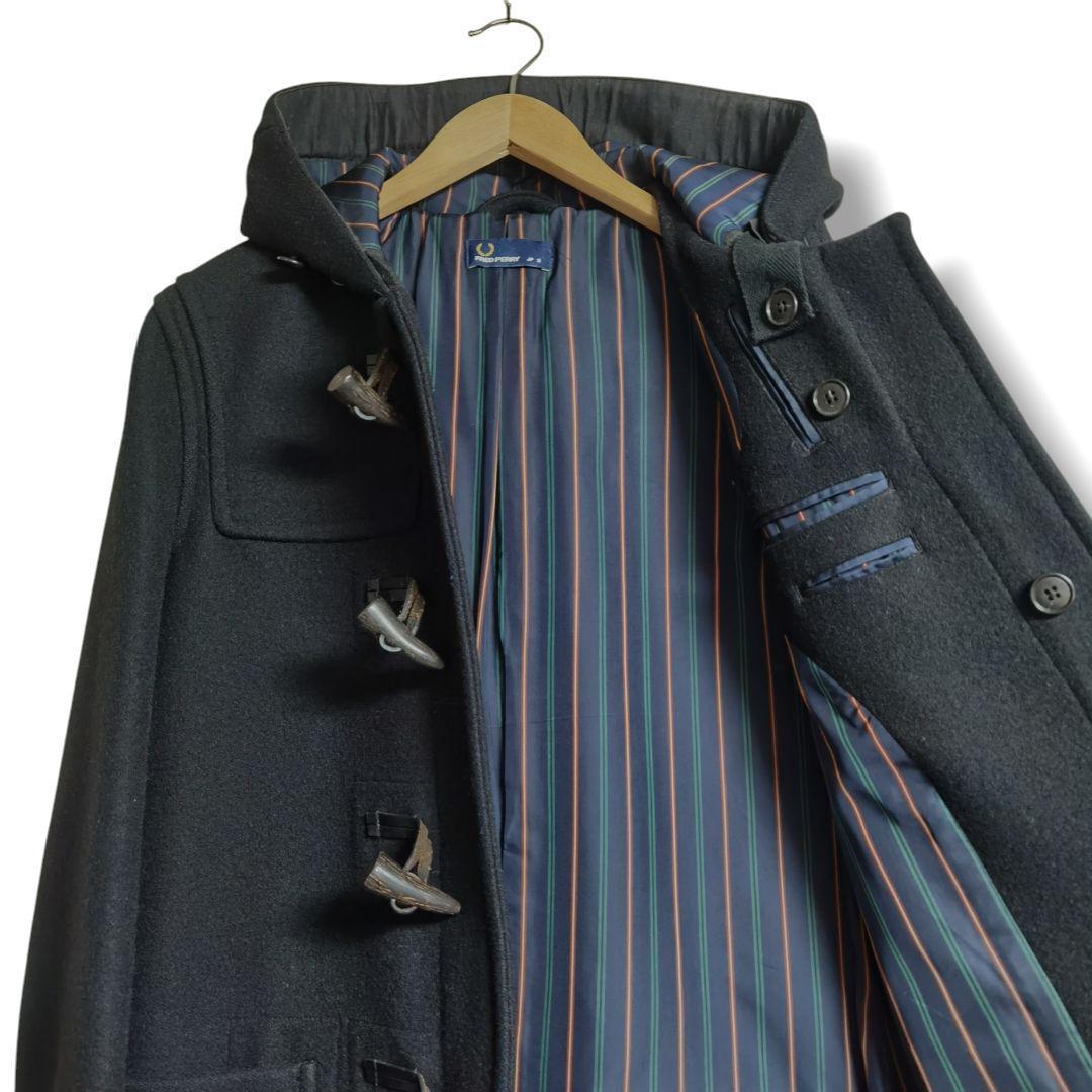 【極美品】フレッドペリー ウールダッフルコート 裏地ストライプ サイズＳ 黒