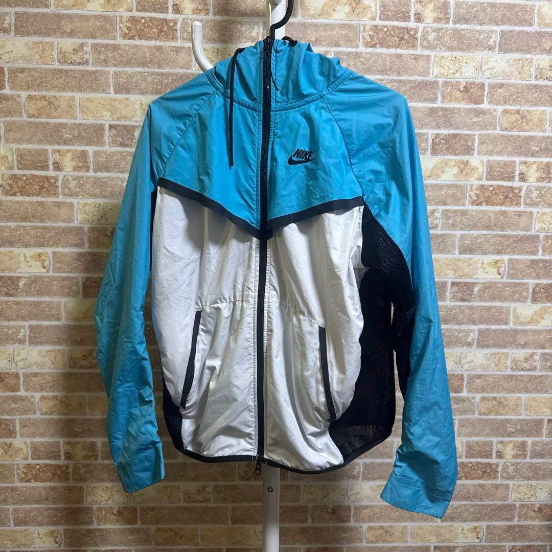 ナイキ　Nike パーカー M 青/白/黒　通気性◎ ランニング