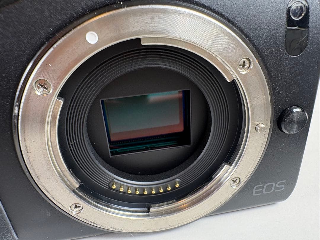 Canon EOS M ミラーレス一眼 ボディ ブラック 動作品 バッテリー付