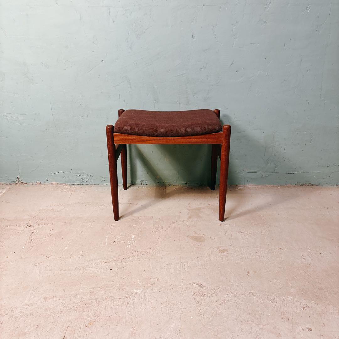 デンマーク　チーク材　スツール　北欧家具　北欧ビンテージ